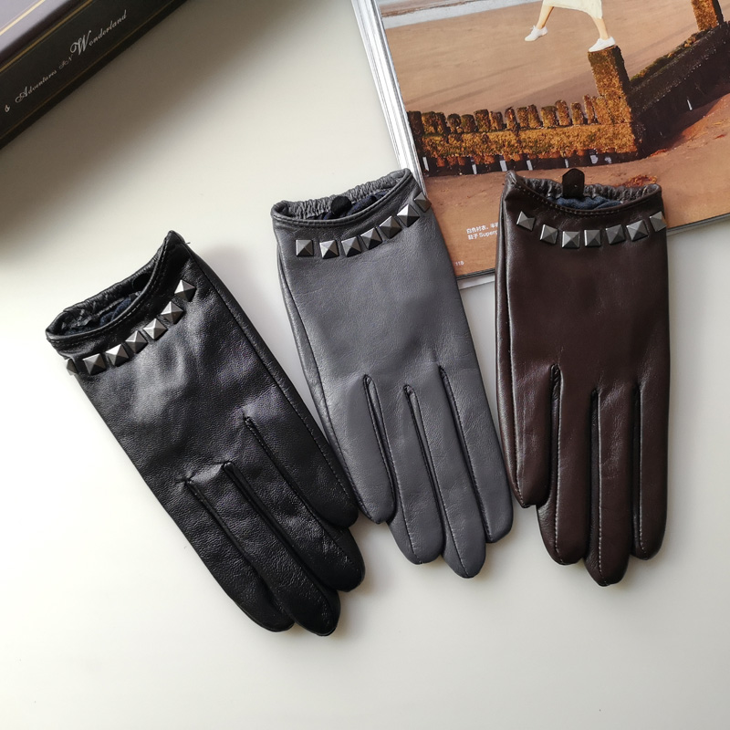 Gants en cuir véritable doublé - Leather Driving Glove avis et prix